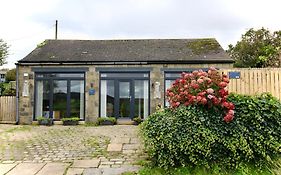 Farways Den